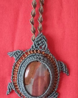 Collier tortue